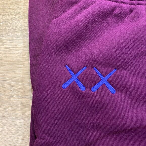 NWT The North Face Kaws Joggers Sweatpants Mens Sz XL Pamploma Purple Pants - Picture 3 of 8